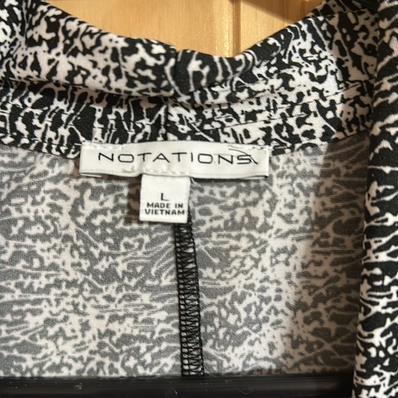 NOTATIONS Women's Black and White Top with liner tank top - Picture 2 of 4